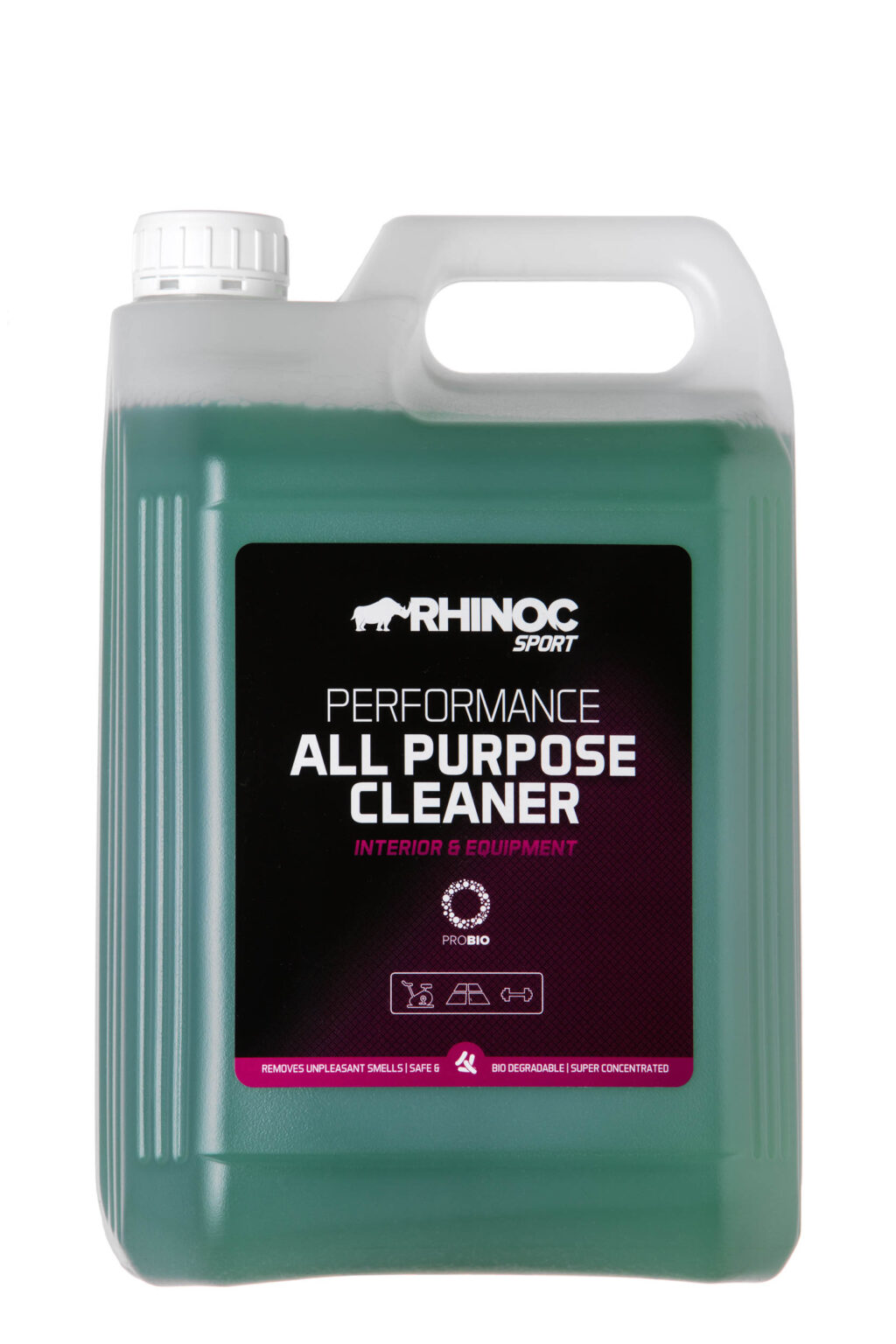 Het beeld toont een groene jerrycan met een inhoud van meerdere liters, gevuld met een allesreiniger van het merk Rhinoc Sport. Op het etiket staat vermeld Performance All Purpose Cleaner geschikt voor interieur en apparatuur, met biologische eigenschappen zoals reukverwijdering en biologisch afbreekbaar. De verpakking is voorzien van een stevige schroefdop aan de bovenzijde en een handvat. Fotograaf: Jan Buwalda, Groningen.